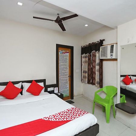 Oyo 7186 Hotel South Inn โกลกาตา ภายนอก รูปภาพ